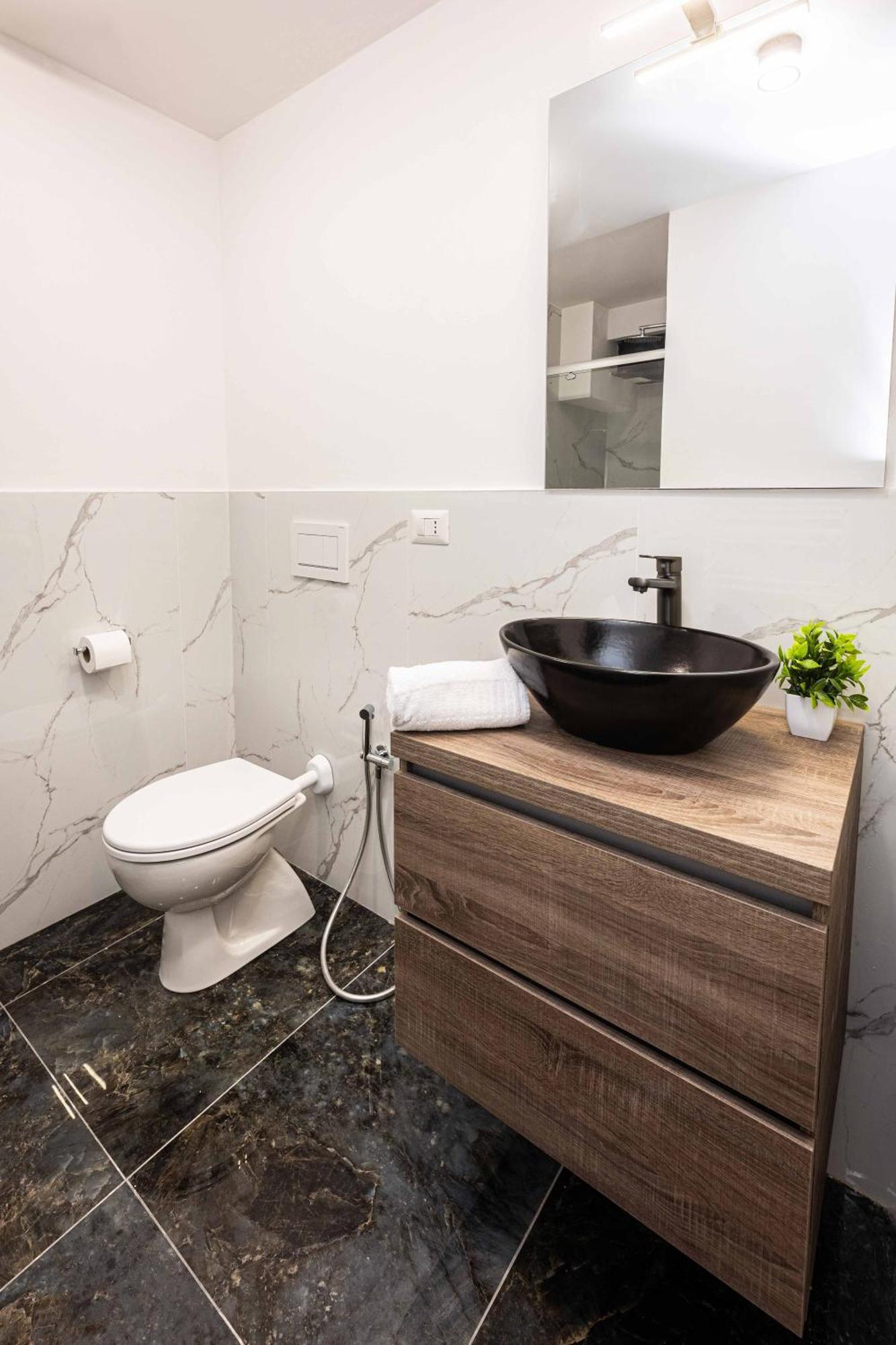 Al 18 Verona Rooms Zewnętrze zdjęcie