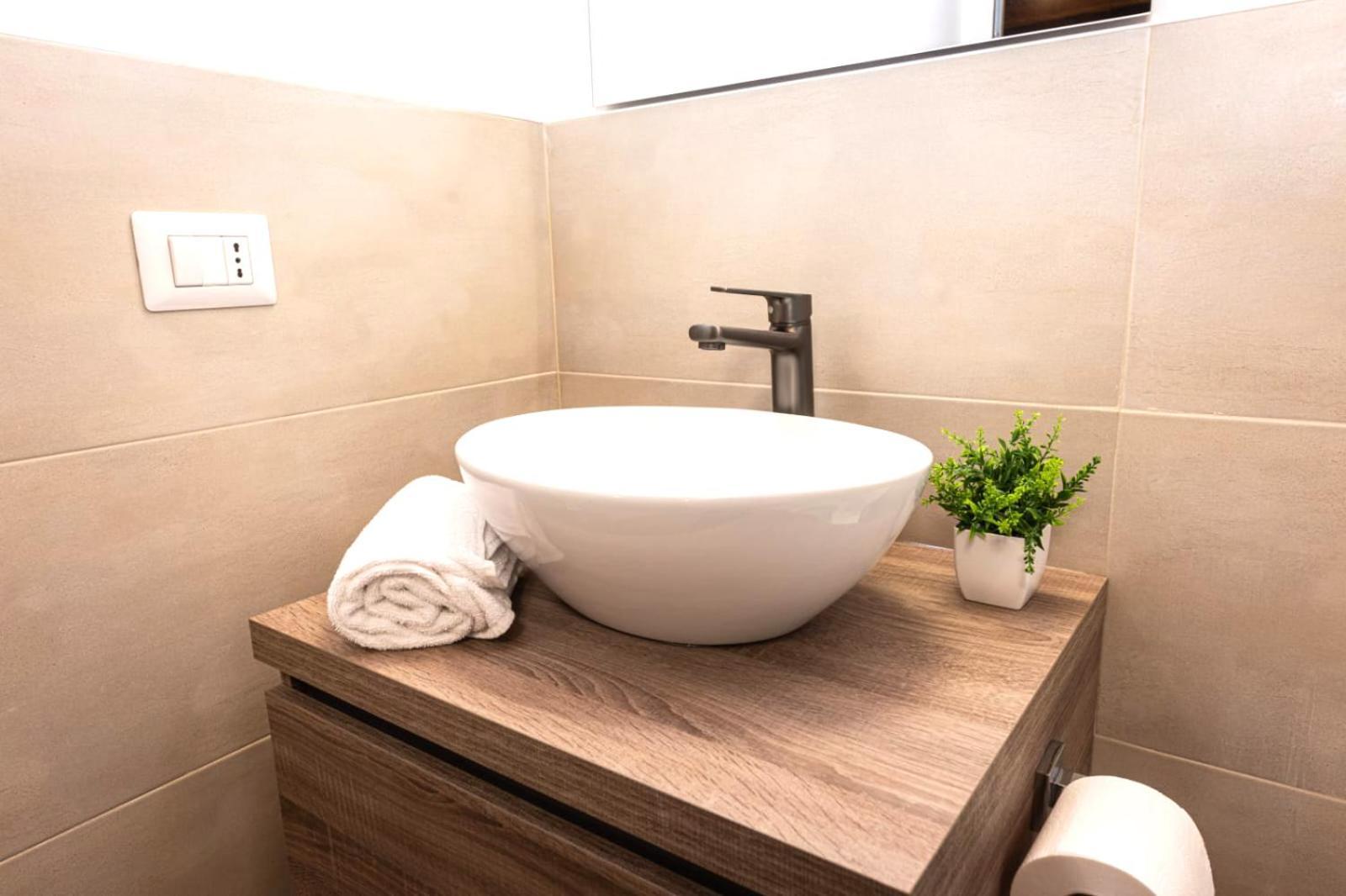 Al 18 Verona Rooms Zewnętrze zdjęcie